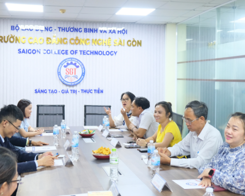 Mori Clinic và Cao đẳng Công nghệ Sài Gòn hợp tác đào tạo